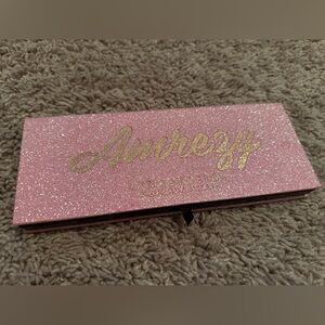 Anastasia BH eyeshadow palette